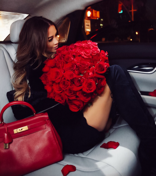 Ищем активных девушек для сотрудничества! Ищем активных девушек для сотрудничества!