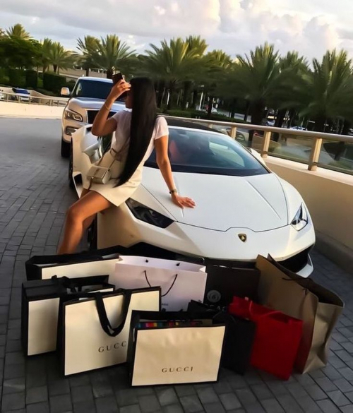 ������ ����� �������� ������� � �����-����������